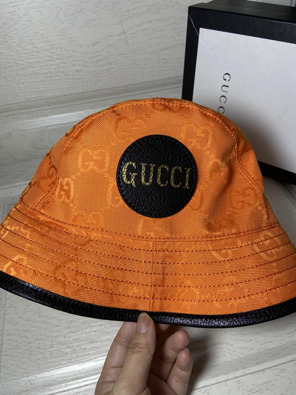 ブランド帽子側面デザイン